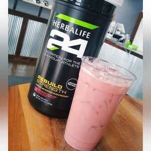 Herbalife24 Rebuild Strawberry Shortcake
